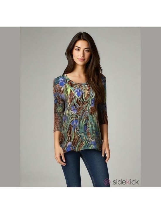 Attitudes by Renee Tops - Attitudes by Renee Como Jersey Printed Godet Tunic w/ Pockets. New.
Size XS.
